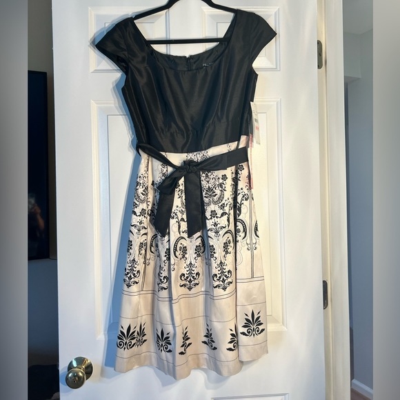 PS Style Dresses & Skirts - NWT Black and Cream Dress 10P